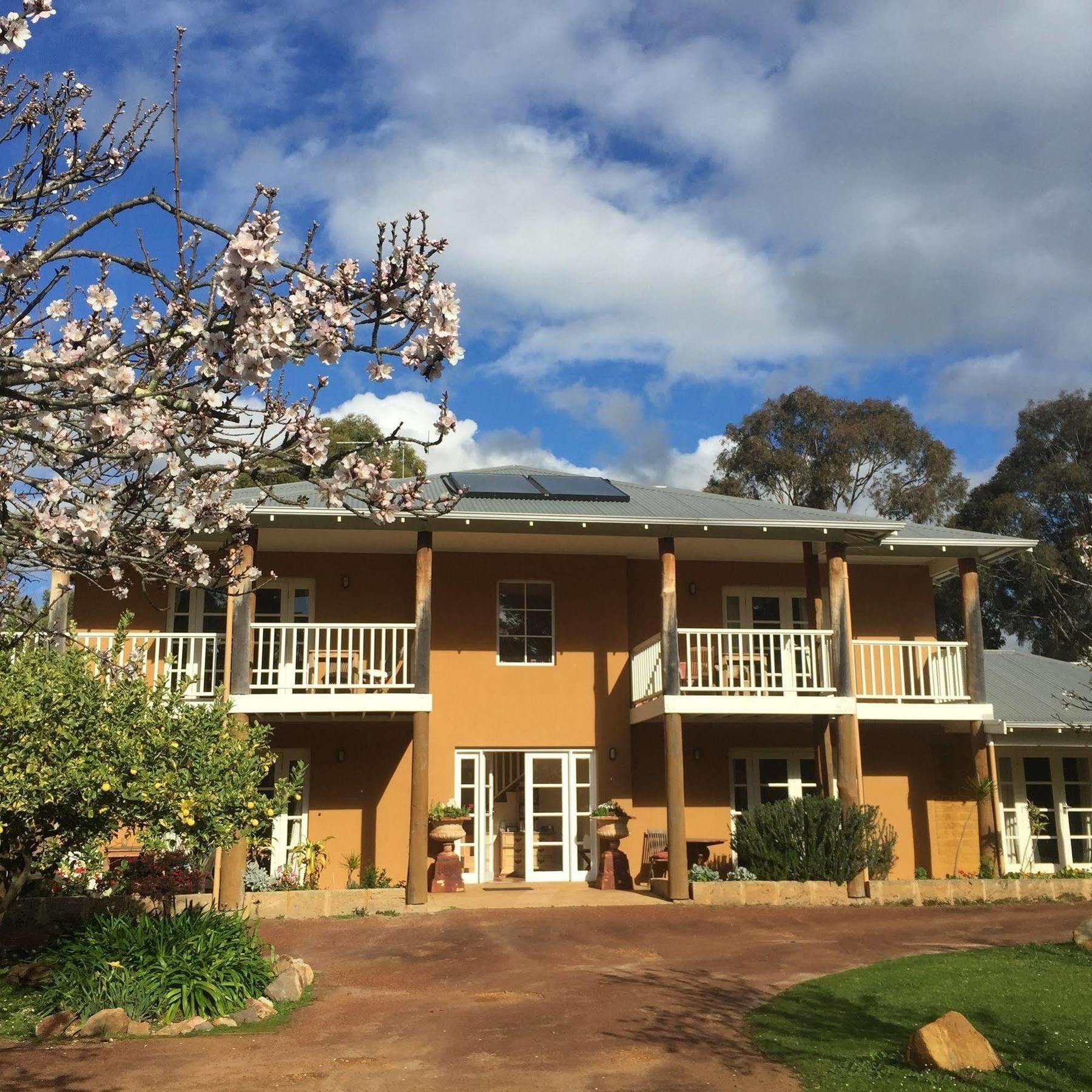 Erravilla Country Estate Spa Suite Accommodation Cowaramup Buitenkant foto