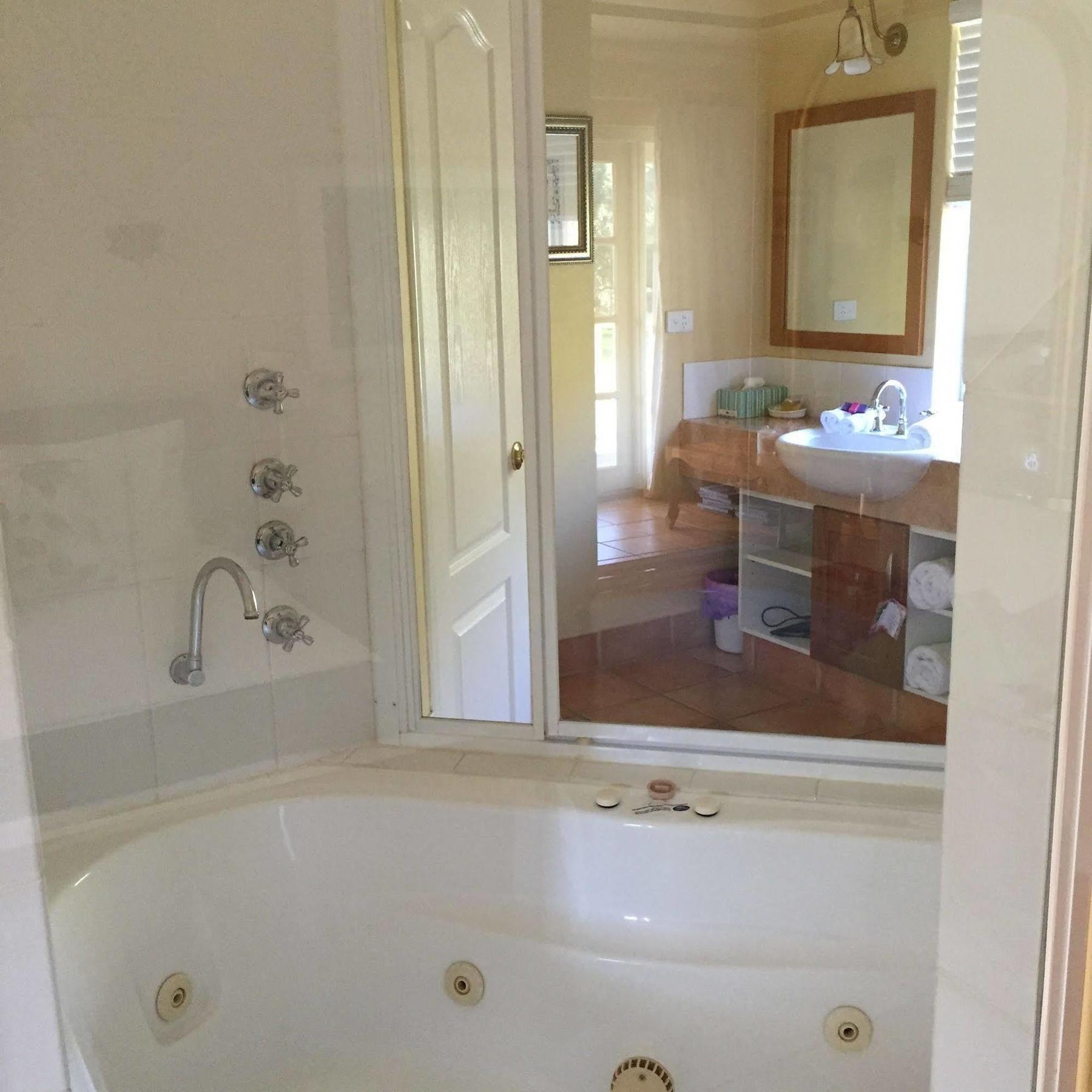 Erravilla Country Estate Spa Suite Accommodation Cowaramup Buitenkant foto